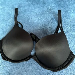Victoria’s Secret very sexy, push-up bra